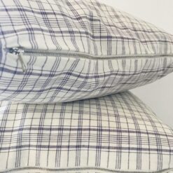 Alternative view of Coussin Mouchoir